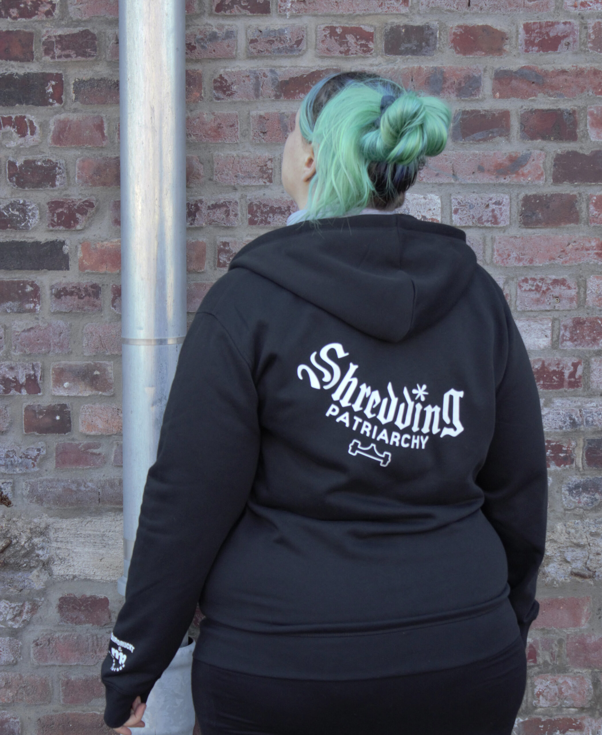 Shredding Patriarchy – mit Hut und Reißverschluss