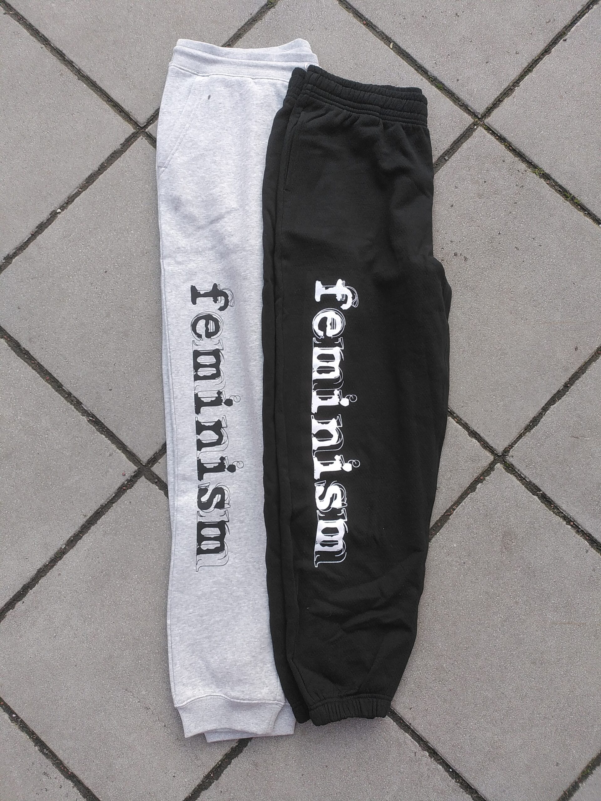 Feminism – Jogginghose